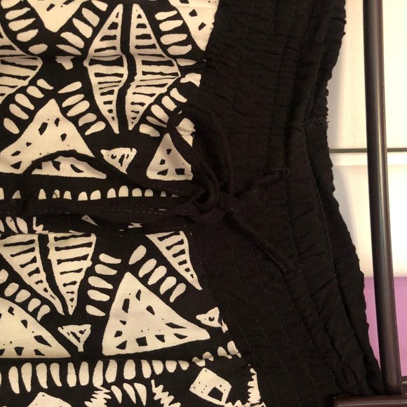 Patterned Pants - Picture 2 of 2